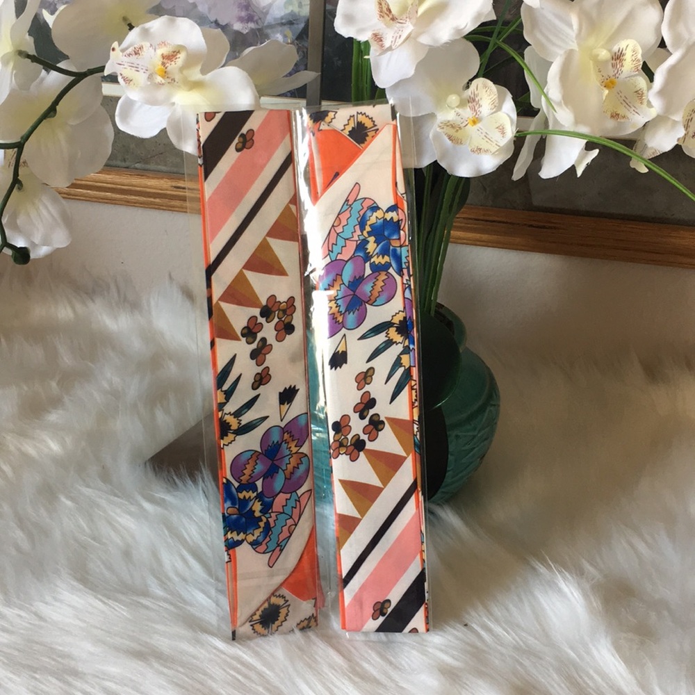brandnew floral twilly